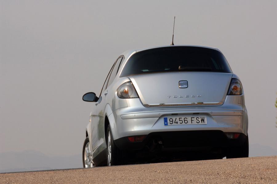  Seat Toledo 2004 года  (фото 107 из 110)
